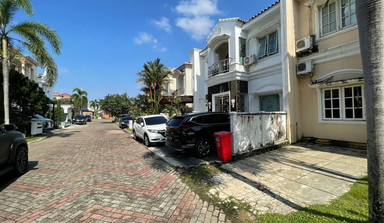 DIJUAL RUMAH KOMPLEK GRAND GARDEN CELENTANG PALEMBANG (1,4)