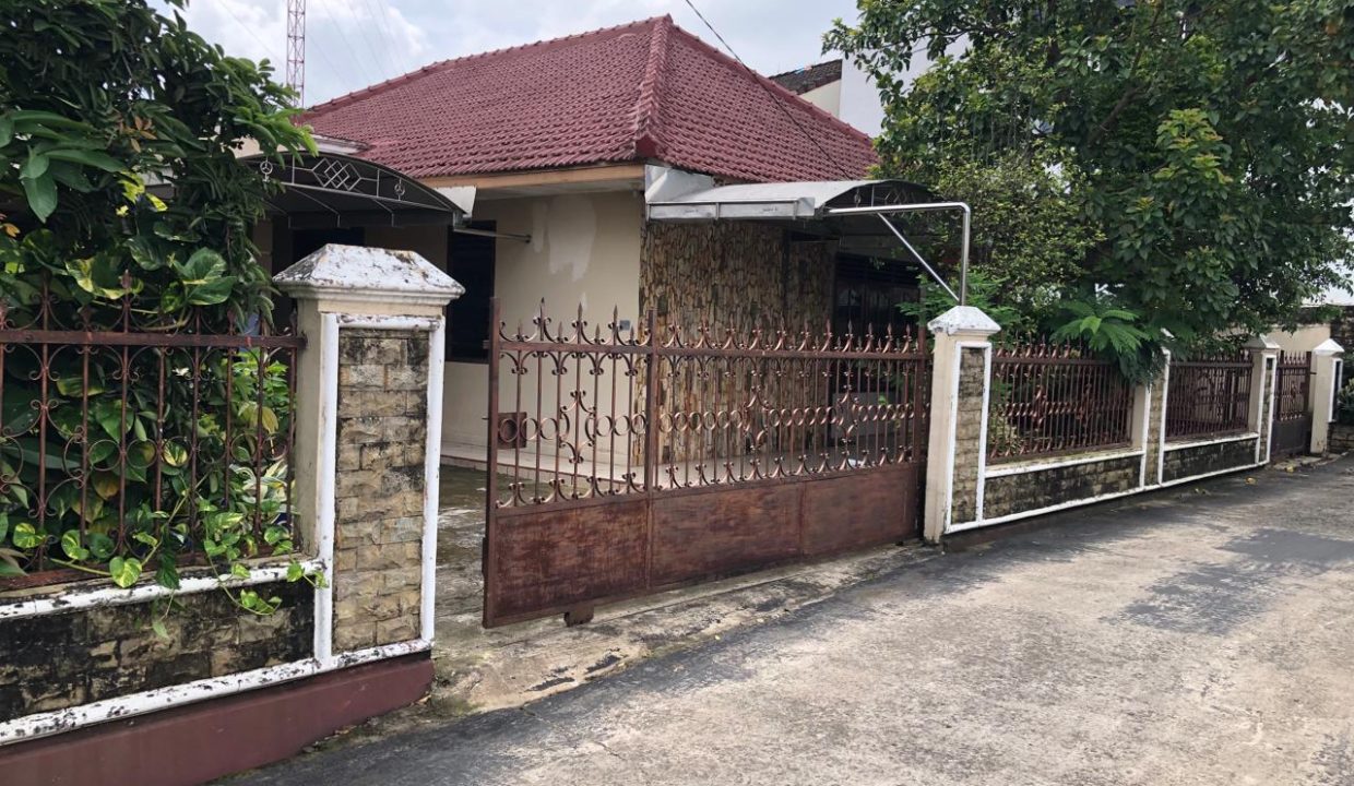 DIJUAL RUMAH JALAN LETKOL ADRIANZ KM 6 PALEMBANG (1)