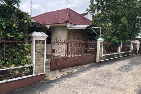 DIJUAL RUMAH JALAN LETKOL ADRIANZ KM 6 PALEMBANG (1)
