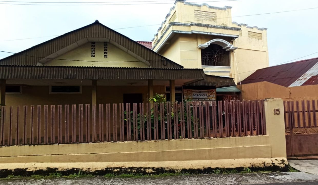 DIJUAL RUMAH JALAN NIAS PUNCAK SEKUNING PALEMBANG (1)
