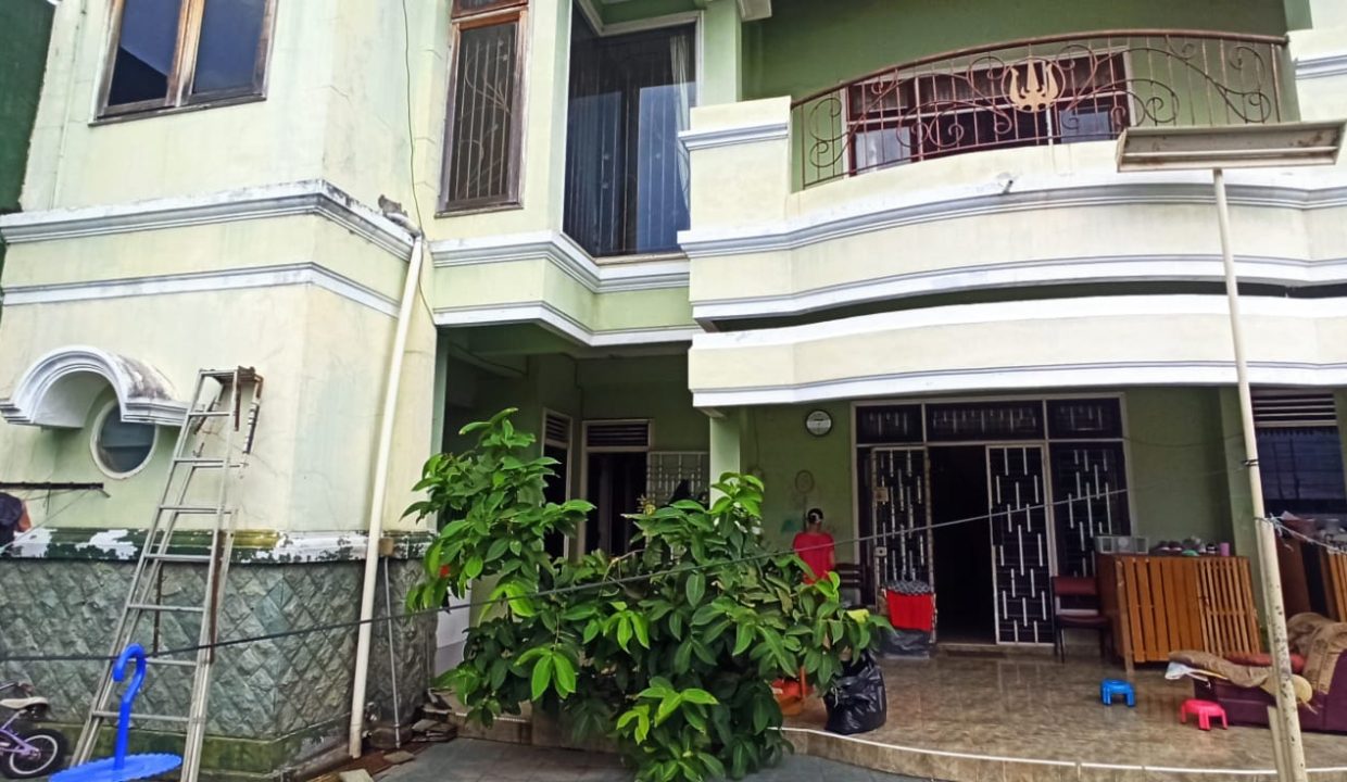 DIJUAL RUMAH JALAN NIAS PUNCAK SEKUNING PALEMBANG (4,20)