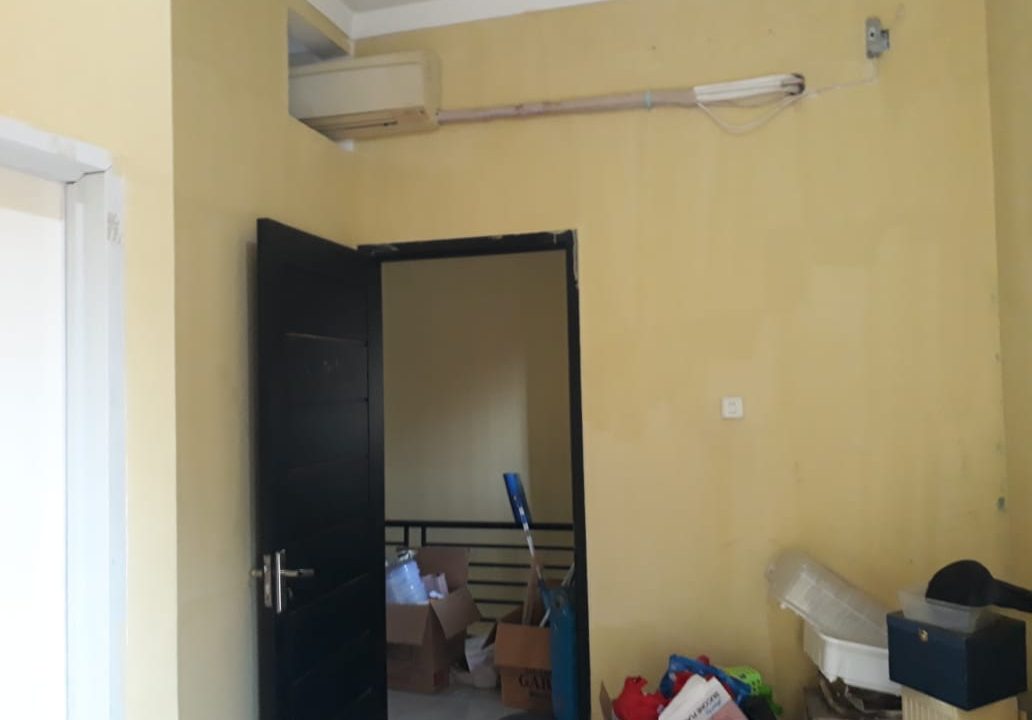 DIJUAL RUMAH KOMPLEK ESCHOL RESIDENCE PALEMBANG (9)