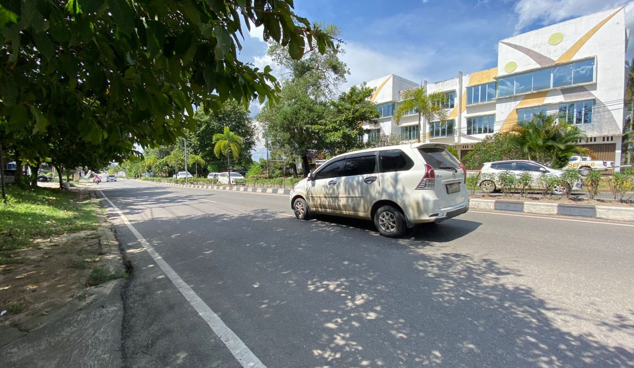 DIJUAL TANAH JALAN JENDRAL SUDIRMAN PUSAT KOTA PRABUMULIH (1)