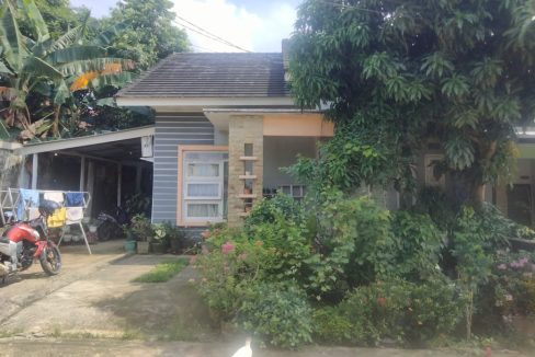 DIJUAL RUMAH DE VILLA RESIDENCE SOEKARNA HATTA PALEMBANG (1)