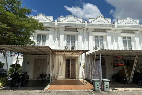 DIJUAL RUMAH EL CLASICO SUKABANGUN(2)