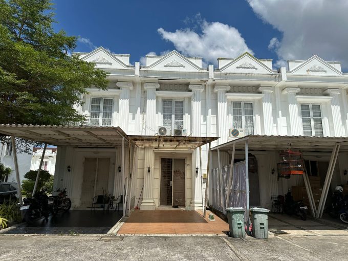 DIJUAL RUMAH SIAP HUNI KOMPLEK EL CLASICO SUKABANGUN PALEMBANG
