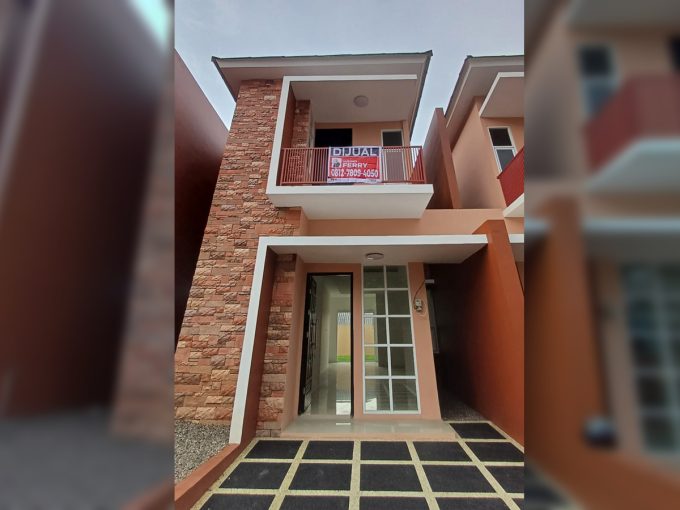 DIJUAL RUMAH JALAN BASUKI RAHMAT DEPAN SEBERANG BLPT PALEMBANG (0,9)