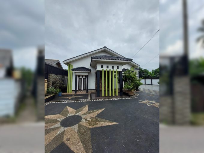 DIJUAL RUMAH MEWAH JALAN SUKATANI KENTEN PALEMBANG