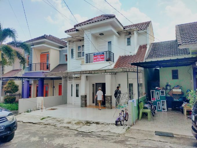 DISEWAKAN RUMAH SIAP HUNI JALAN HM SALEH ALAM RAYA RESIDENCE PALEMBANG