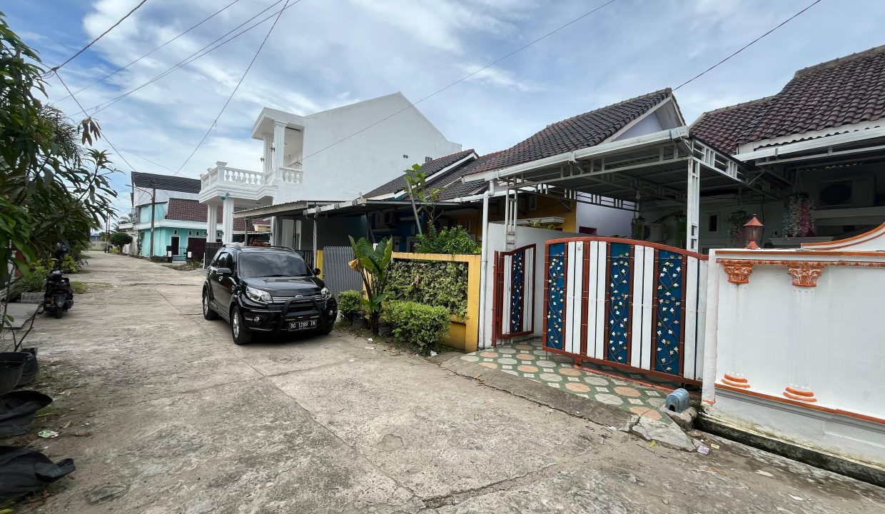 DIJUAL RUMAH KOMPLEK GRAND HILL 8 PALEMBANG (1,6)