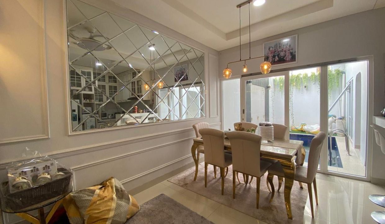 DIJUAL RUMAH KOMPLEK GREEN RESORT PALEMBANG (3,7)