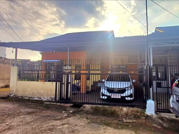 DIJUAL RUMAH KOMPLEK JOEFI REGENCY KEBUN BUNGA PALEMBANG