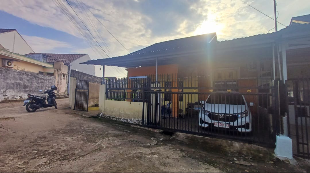DIJUAL RUMAH KOMPLEK JOEFI REGENCY PALEMBANG (1,0)