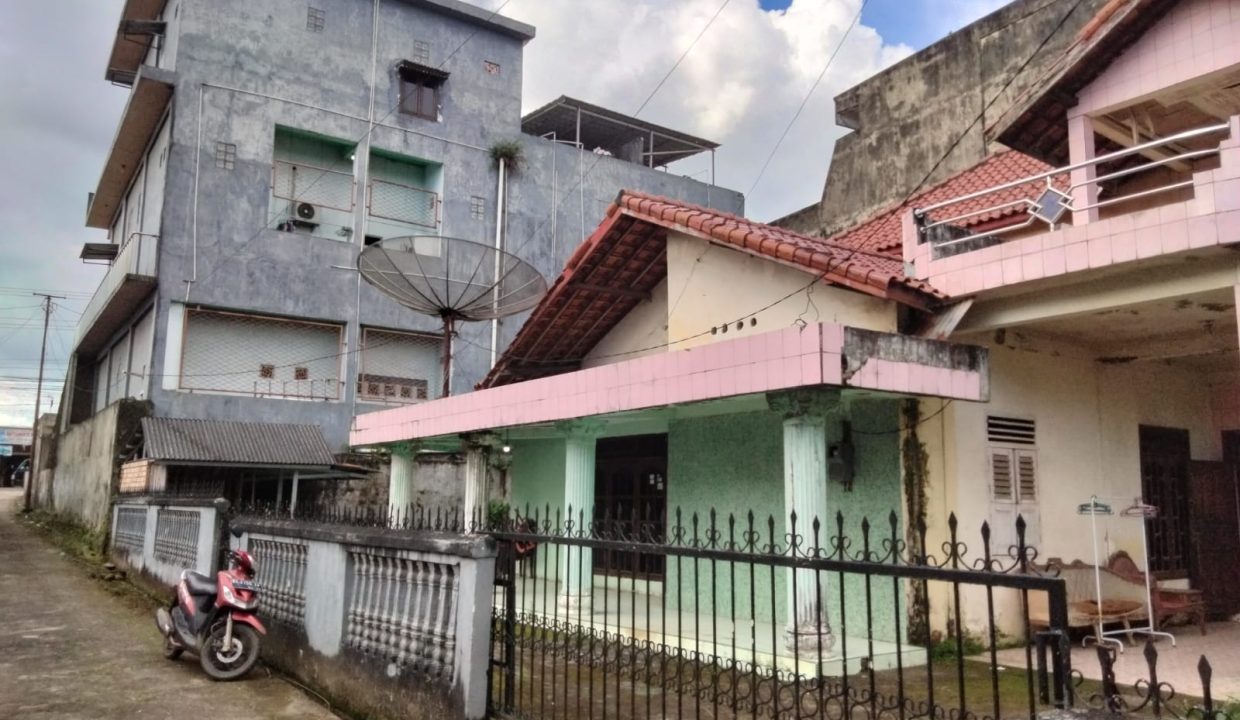 DIJUAL RUMAH LAMA KM 11 PALEMBANG (1)