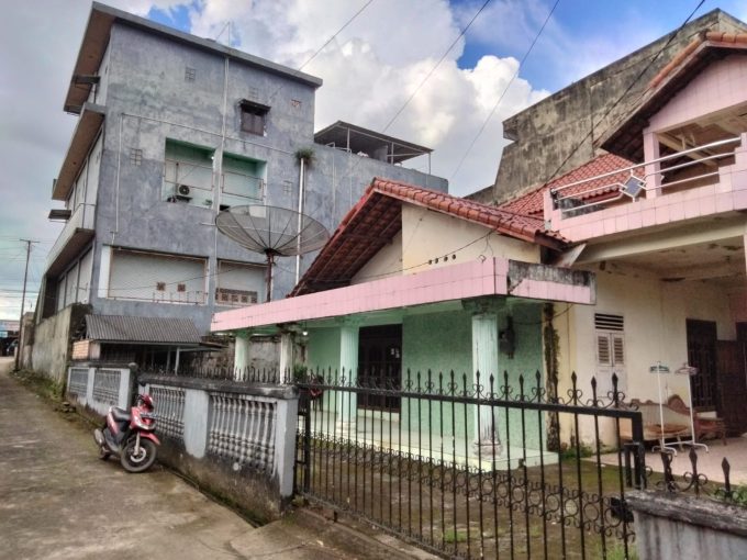DIJUAL RUMAH LAMA JALAN SULTAN MAHMUD BADARUDDIN II KM 11 PALEMBANG
