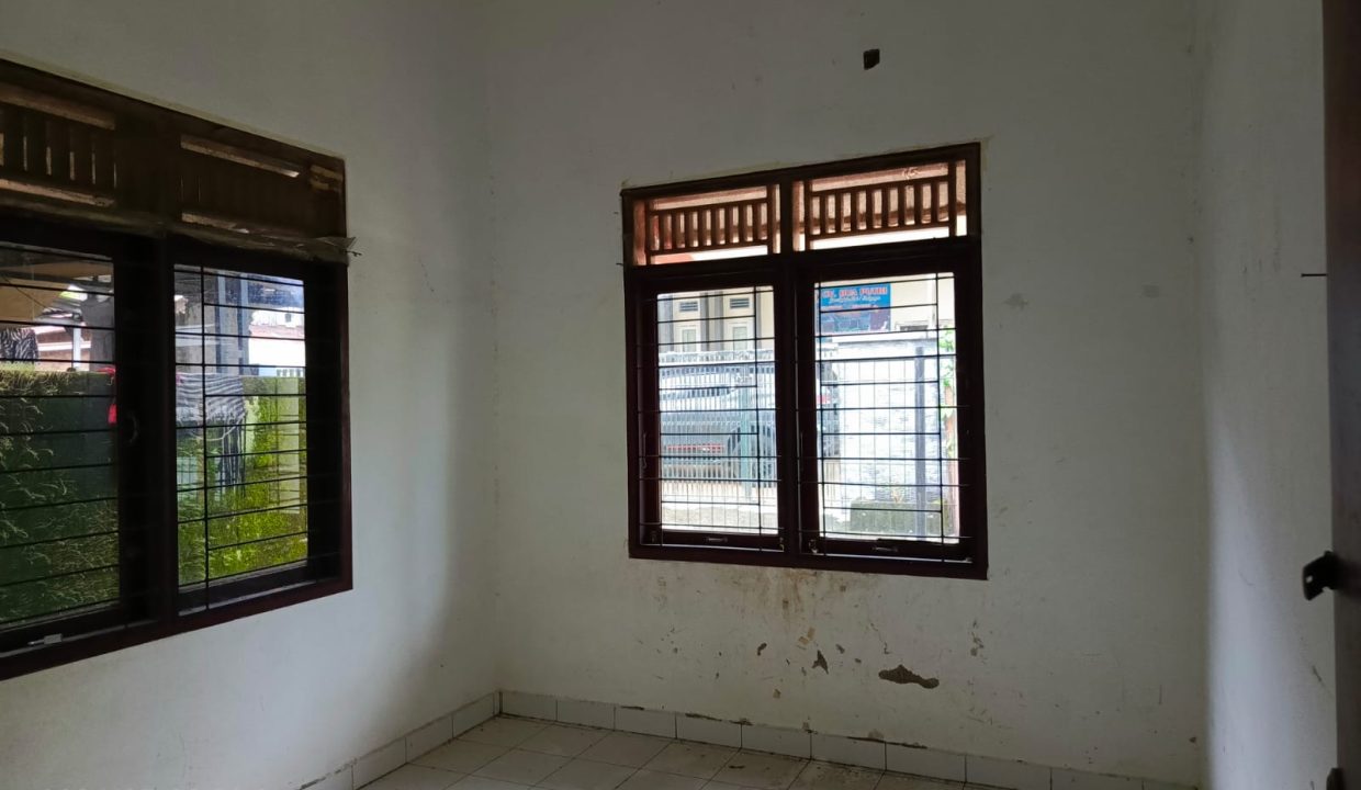 DISEWAKAN RUMAH JALAN SULTAN MANSYUR PALEMBANG (9)