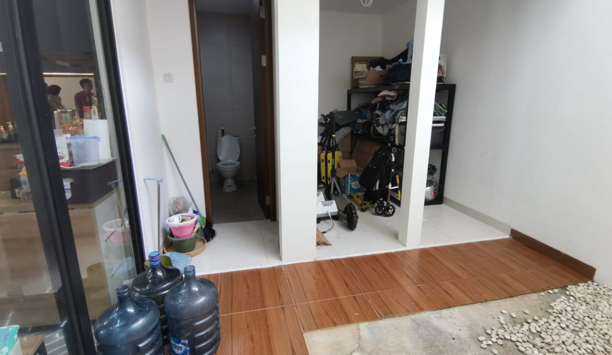 DIJUAL RUMAH ALANG ALANG LEBAR KOMPLEK FLORISTA GARDEN PALEMBANG (4)