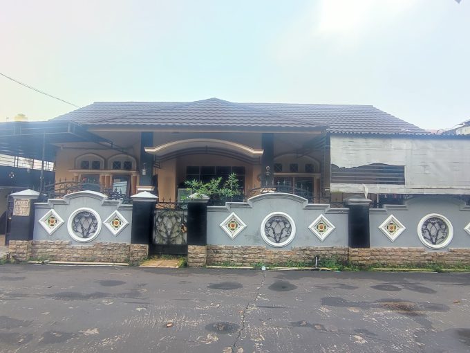DIJUAL RUMAH ALANG ALANG LEBAR FURNISH KOMPLEK PPI PALEMBANG