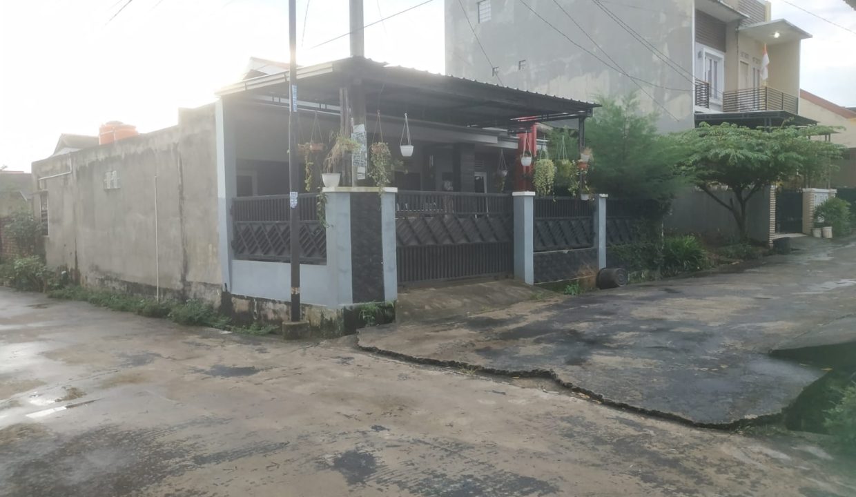 DIJUAL RUMAH KOMPLEK PURI SEJAHTERA PALEMBANG (2,5)