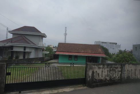 DIJUAL TANAH BONUS BANGUNAN JALAN PADAT KARYA (1)