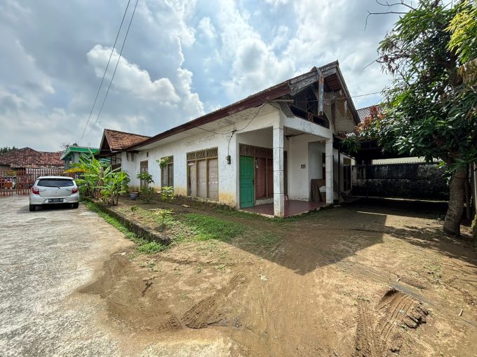DIJUAL TANAH DAN BANGUNGAN KOMPLEK PUSRI SAKO PERUMNAS PALEMBANG