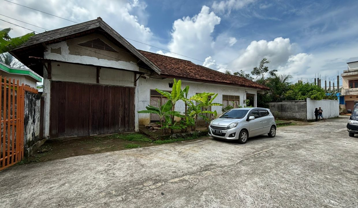 DIJUAL TANAH DAN BANGUNAN KOMPLEK PUSRI SAKO PALEMBANG (4)