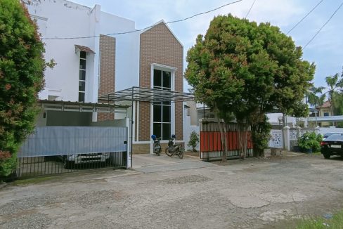 DIJUAL RUMAH DEKAT KANTOR LURAH DEMANG LEBAR DAUN PALEMBANG (1)