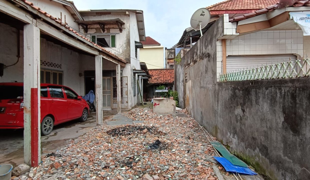 DIJUAL RUMAH JALAN DWIKORA PALEMBANG (2)