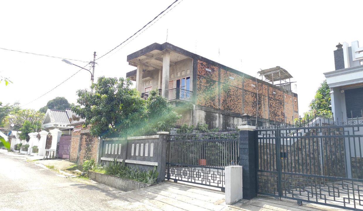 DIJUAL RUMAH JALAN LETNAN HADIN PALEMBANG (4)