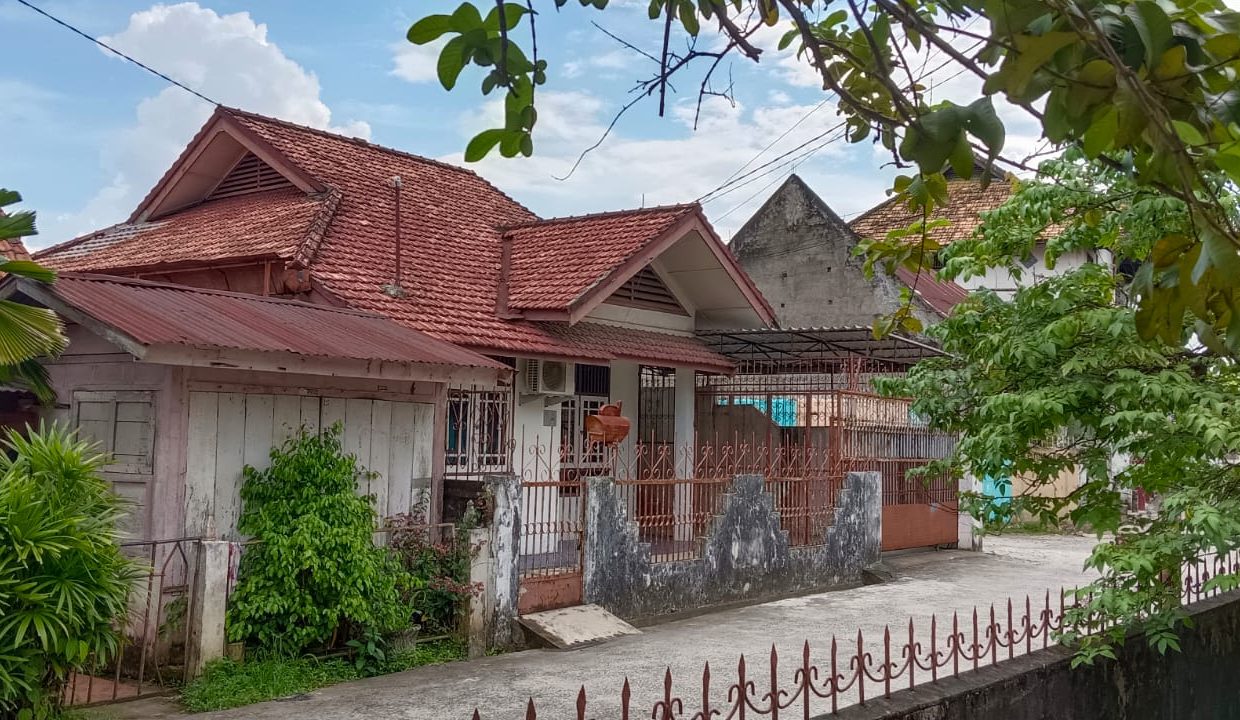 DIJUAL RUMAH JALAN SEROJA UNIVERSITAS TRIDINANTI PALEMBANG (0,5)