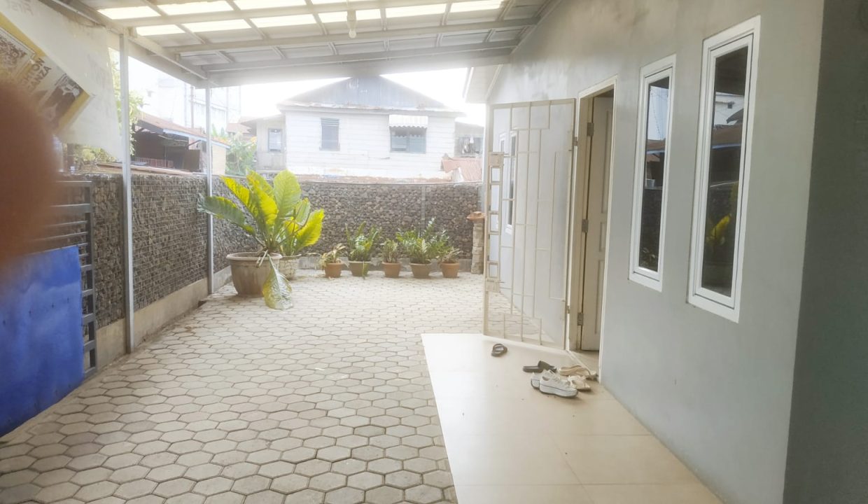 DIJUAL RUMAH JALAN SMAYOR SALIM BATUBARA SEKIP PALEMBANG (4)