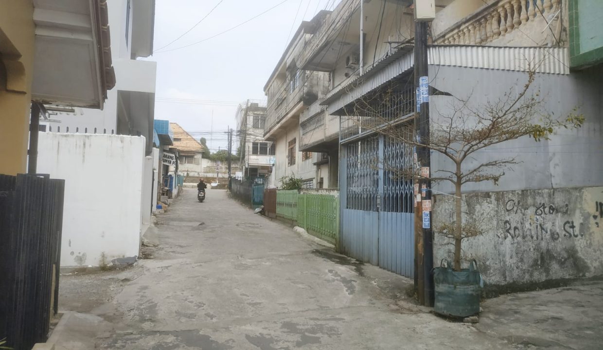 DIJUAL RUMAH JALAN SMAYOR SALIM BATUBARA SEKIP PALEMBANG (5)