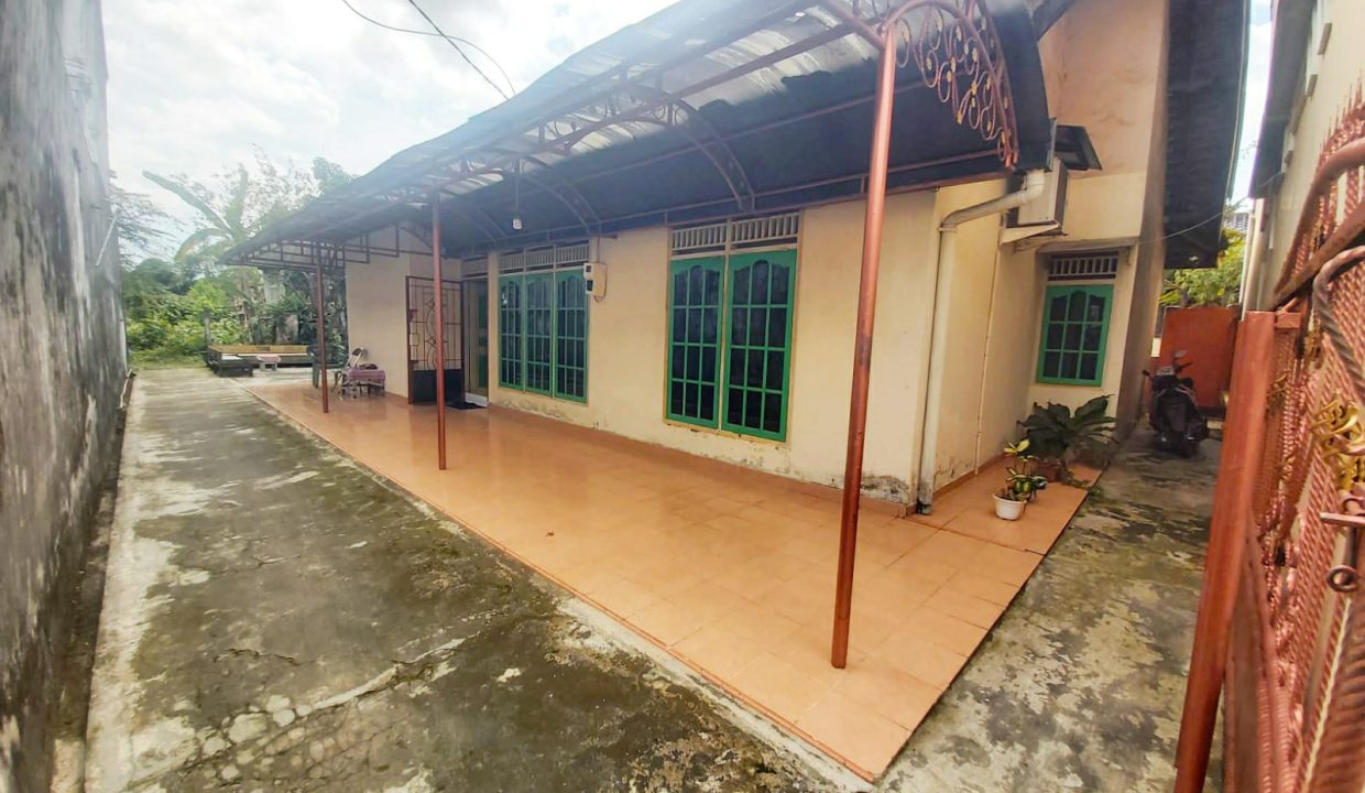 DIJUAL RUMAH KALIDONI JALAN RW MONGONSIDI PALEMBANG (0,2)