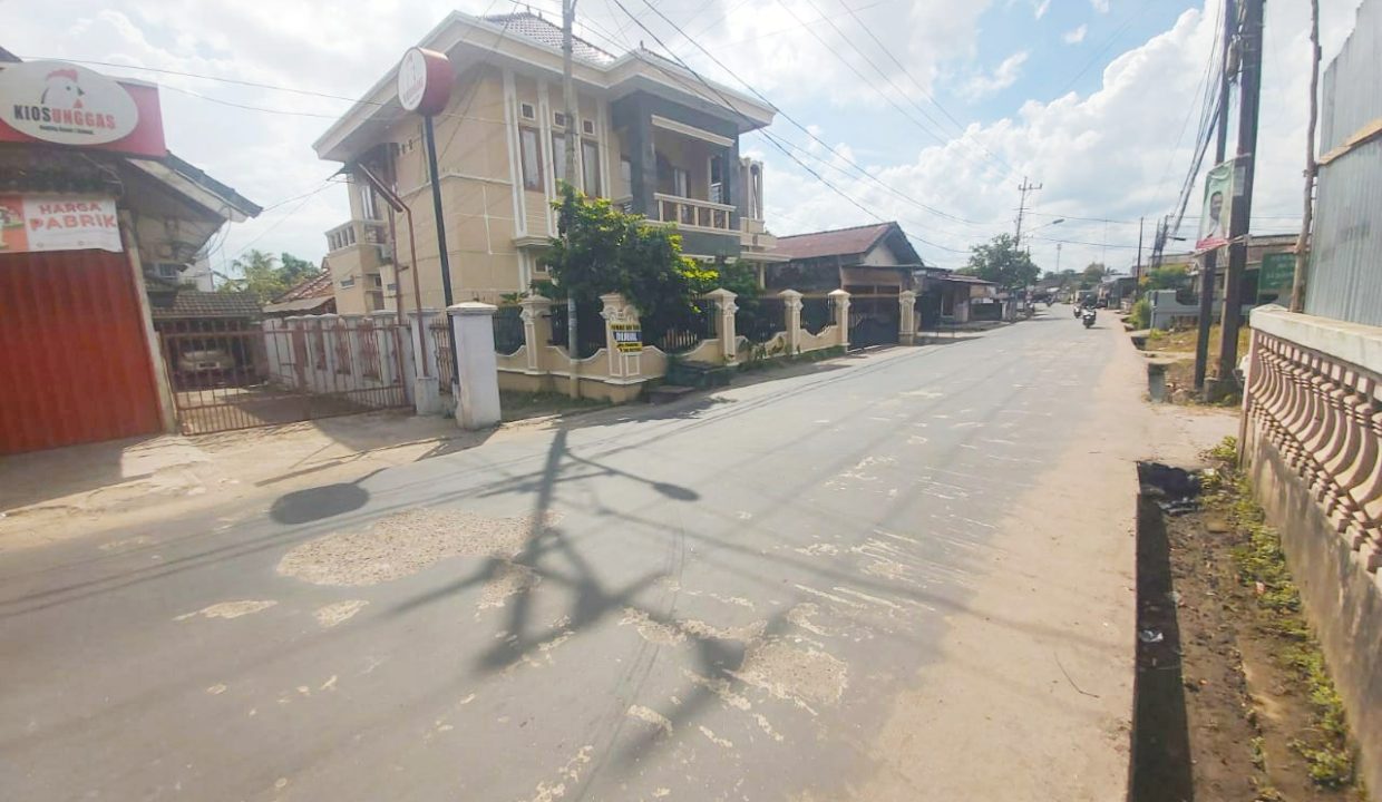 DIJUAL RUMAH KALIDONI JALAN RW MONGONSIDI PALEMBANG (7)