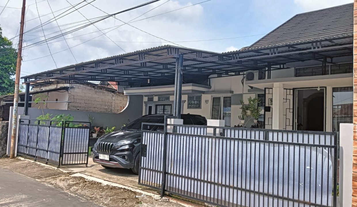 DIJUAL RUMAH KEBUN BUNGA PALEMBANG (1,1)
