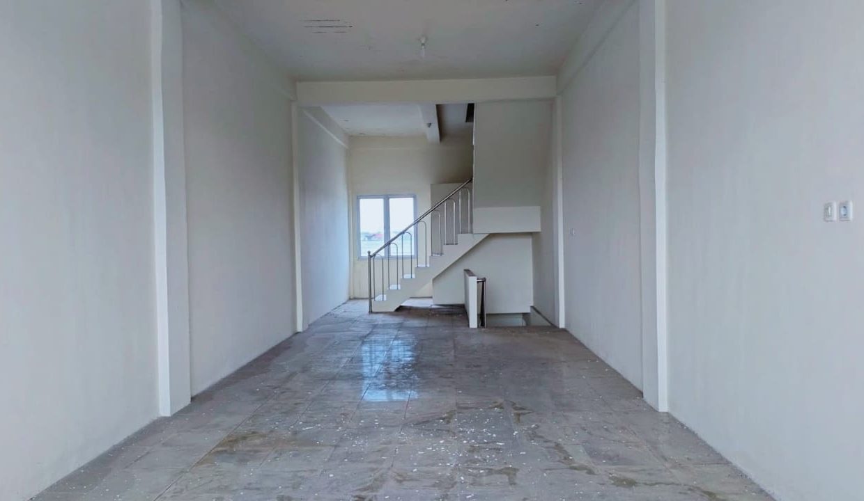 DIJUAL RUKO GANDENG KOMPLEK PERGUDANGAN ALANG ALANG LEBAR PALEMBANG (4,5)