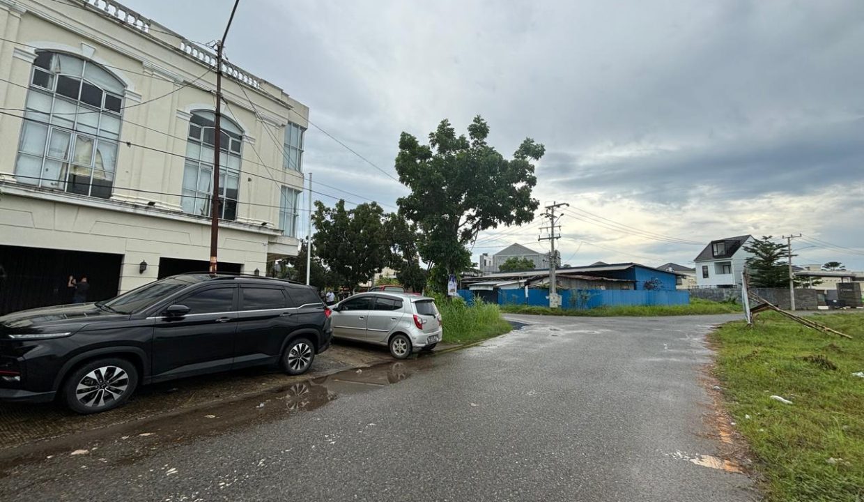 DIJUAL RUKO VIEW DANAU OPI JAKABARING PALEMBANG (1,9)
