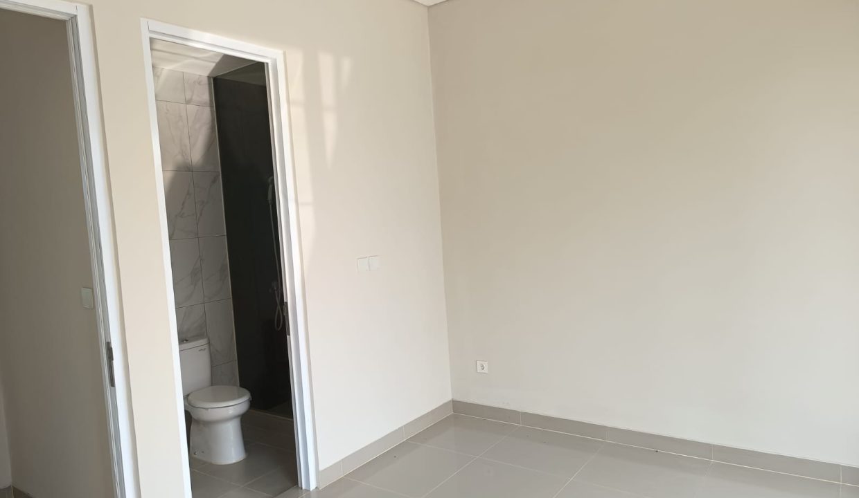 DIJUAL RUMAH CITRALAND KOMPLEK LUGANO PALEMBANG (5)