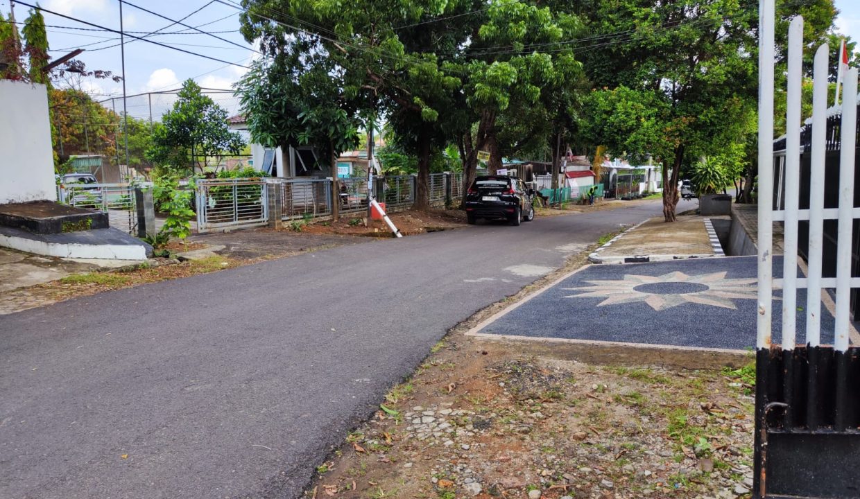 DIJUAL RUMAH ELITE JALAN HANG JEBAT KAMBANG IWAK PALEMBANG (1,5)