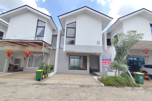 DIJUAL RUMAH FLORISTA GARDEN PALEMBANG (1)