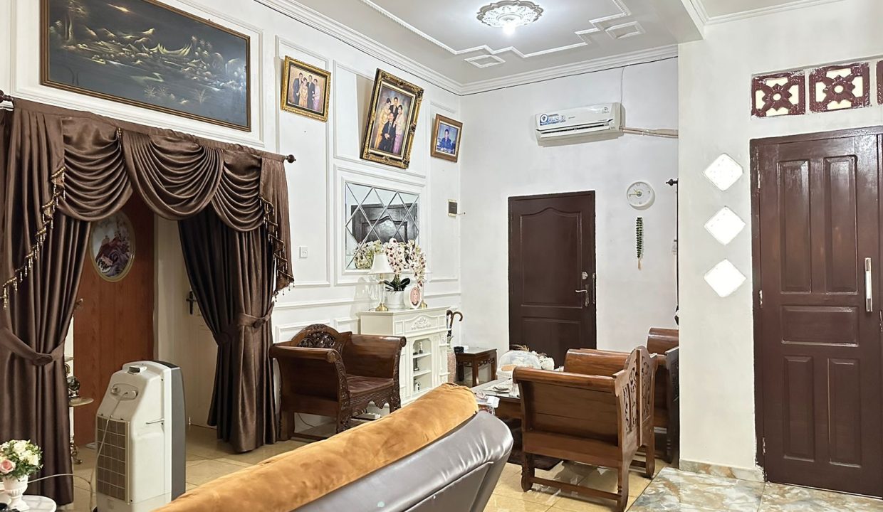 DIJUAL RUMAH FULL FURNISH DEKAT ISTANA GUBERNUR PALEMBANG (6)