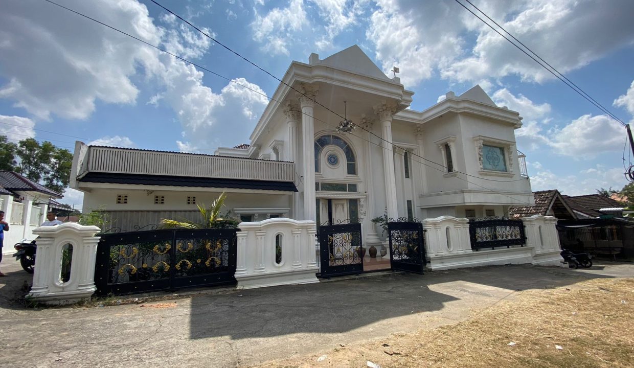 DIJUAL RUMAH FURNISH PIPA REJA PALEMBANG (1)