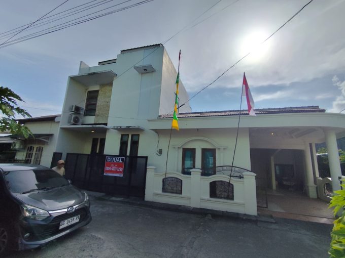DIJUAL RUMAH FULL FURNISH JALAN CENDANA RAYA KENTEN PALEMBANG