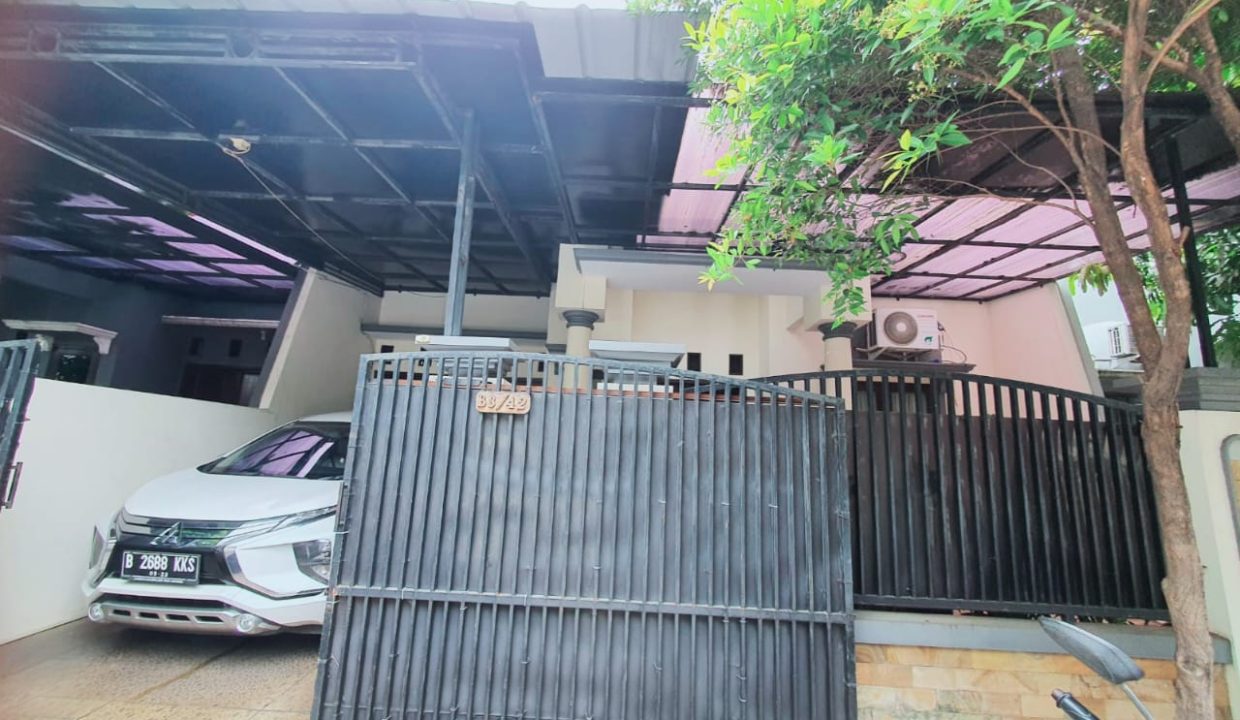 DIJUAL RUMAH KOMPLEK GRAND GALAXY BEKASI JAW ABARAT (0,2)