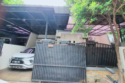 DIJUAL RUMAH KOMPLEK GRAND GALAXY BEKASI JAW ABARAT (0,2)