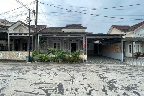 DIJUAL RUMAH KOMPLEK VILLA GARDENIA MASKAREBET PALEMBANG (0,0)