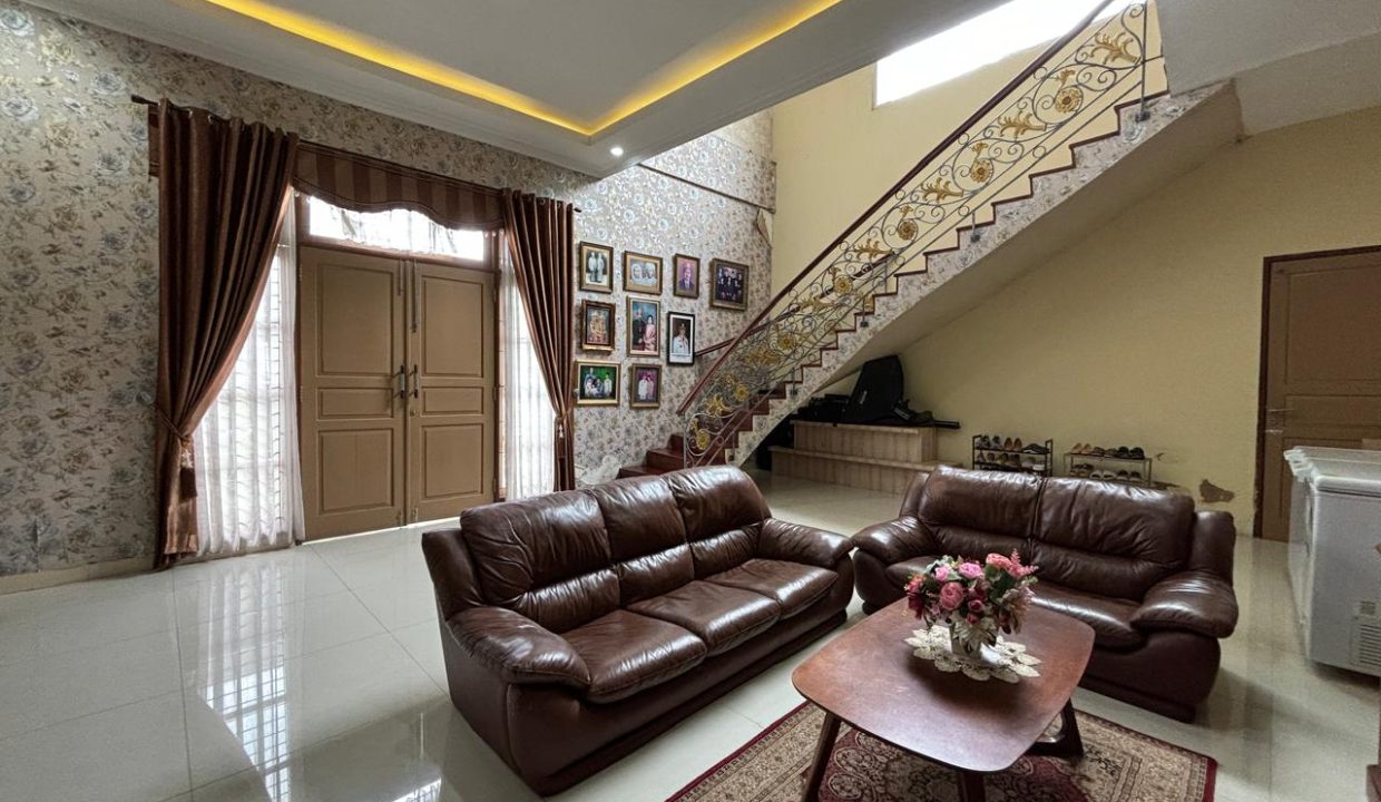 DIJUAL RUMAH MEWAH PALEMBANG BELAKANG DEKRANASDA JAKABARING (11)