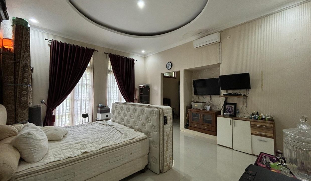 DIJUAL RUMAH MEWAH PALEMBANG BELAKANG DEKRANASDA JAKABARING (13)