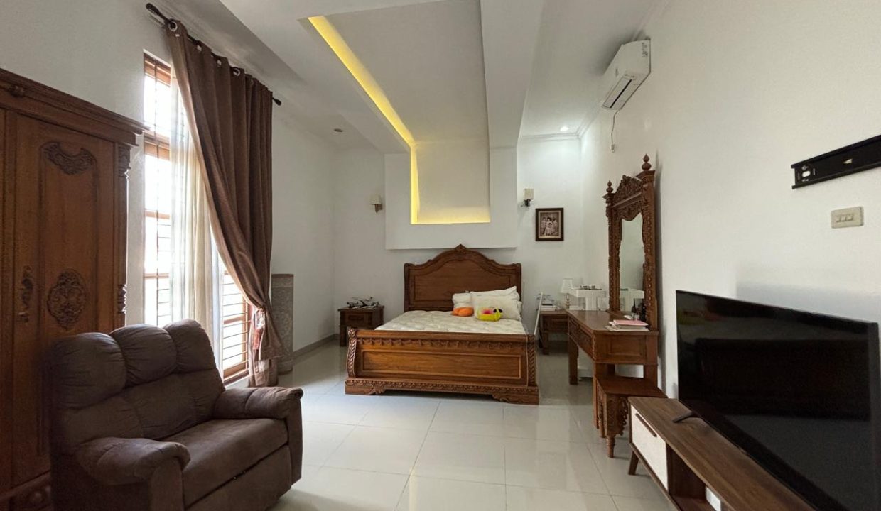 DIJUAL RUMAH MEWAH PALEMBANG BELAKANG DEKRANASDA JAKABARING (20)