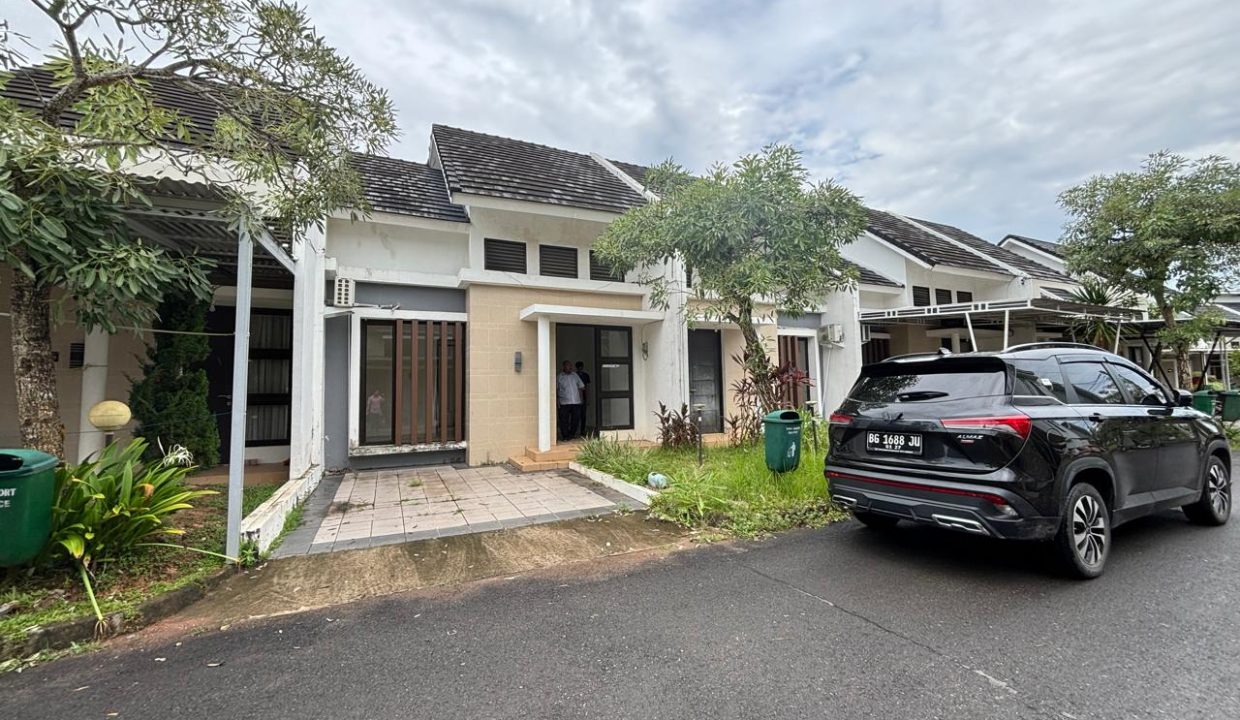 DIJUAL RUMAH ROYAL RESORT JAKABARING PALEMBANG (1,0)